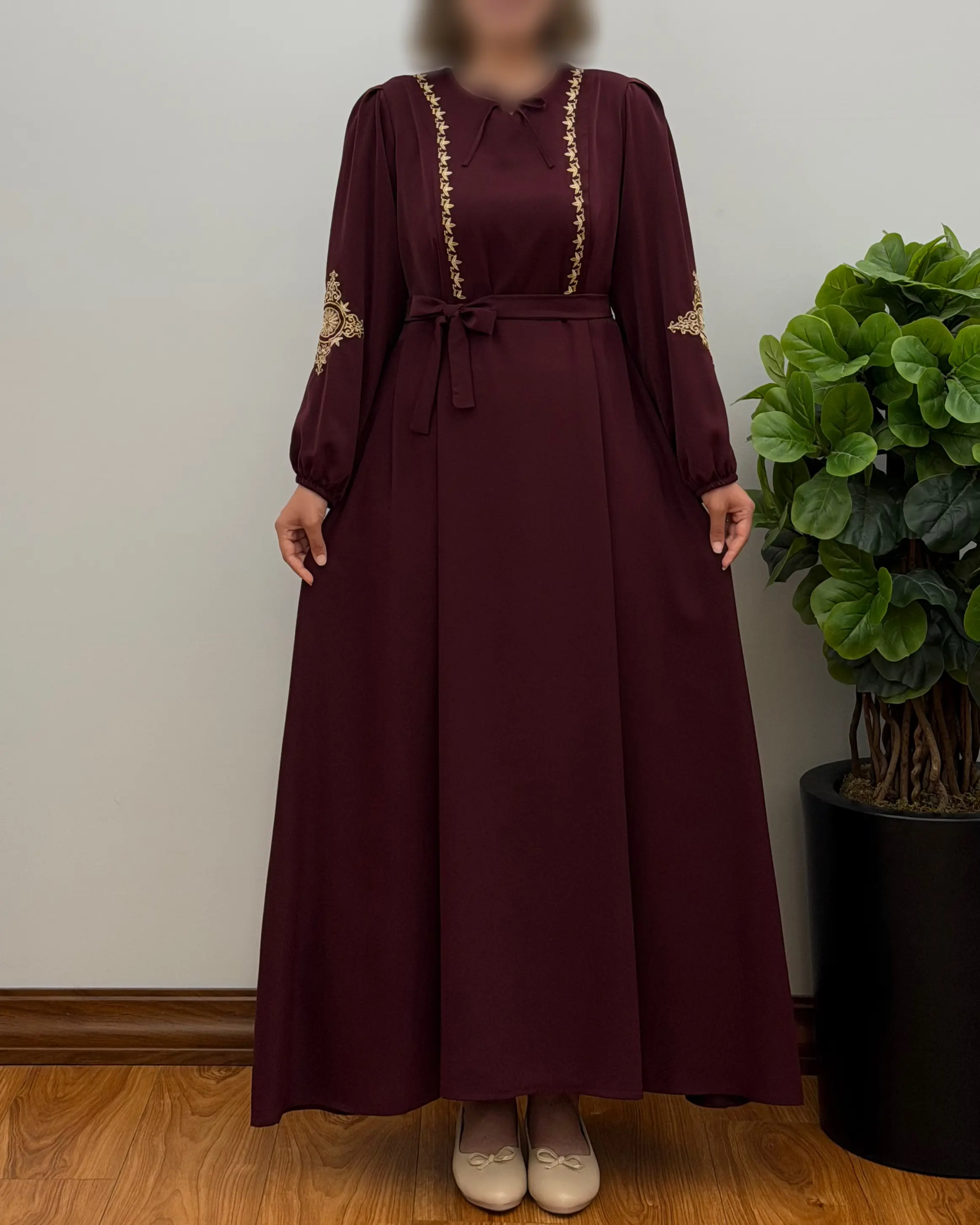 پیراهن مانتویی زنانه الیزه گلدوزی